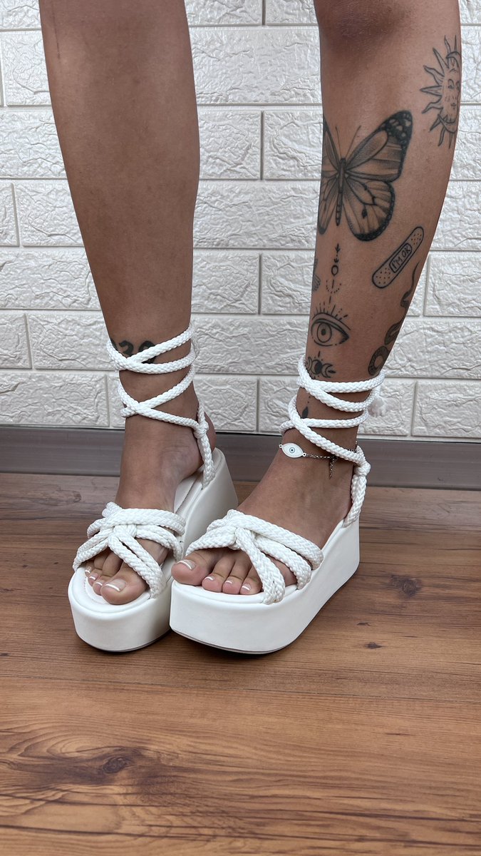 docevicioshoes's tweet photo. FLATFORM preferida de vocês 😮‍💨
Aquele modelo confortável e que combina com tudo ❤️✨ 

Disponível do 34 ao 40 nas cores: preto, branco e OFF! 

R$ 149,90 em até 3x sem juroos!

Pedidos pelo WhatsApp:  21 96933-0582   
https://t.co/VdDyCpjcc8 https://t.co/czYM3WsVi2