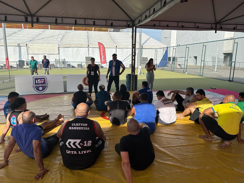 lpetrynka's tweet image. The @ISFsports is proud of the implementation of our education cooperation with @wrestling for the ‘Wrestle4Fun’Programme for PE Teachers from #Brazil. 
Looking forward to continue scaling this collaboration with #UWW