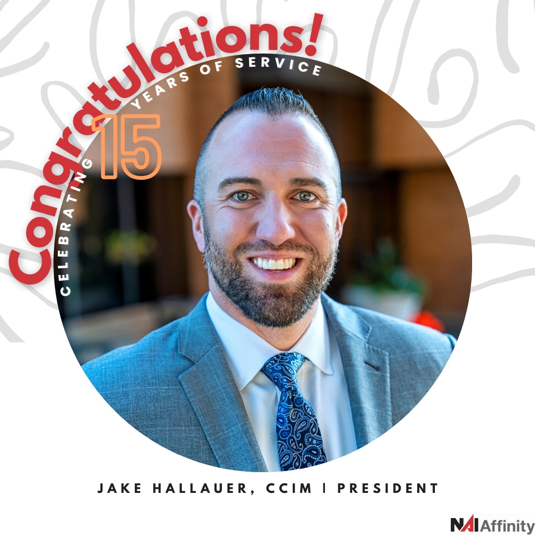 NaiAffinity's tweet photo. 🍾 Happy Anniversary, Jake! 🍾⁠ 

Thank you for #fifteen years of excellent service provided to our clients, team members, and community. We are proud of the #positiveimpact Jake has made on our #NothernColorado community and are excited for all the years ahead! https://t.co/Dg0seNLcmE