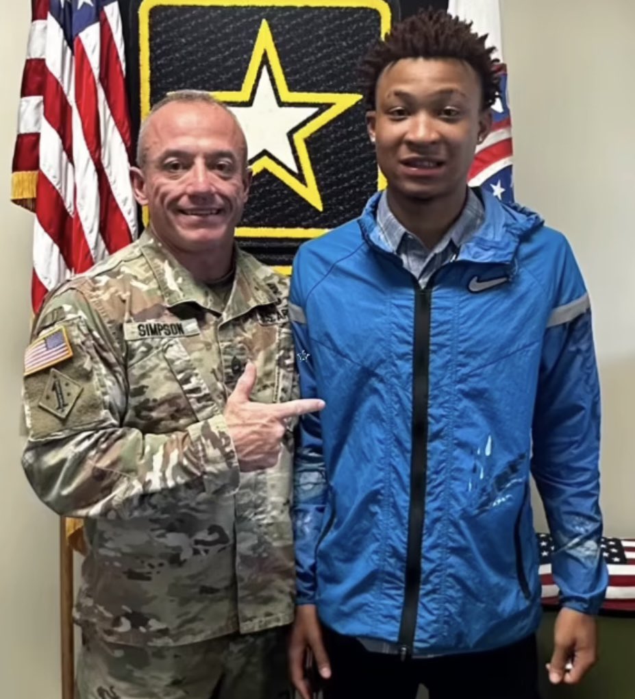 It's Ship Day!!! For Future Soldier Markus Atkinson. He joined the Army about a week ago and is heading to Basic Training Today! We wish him well on his Army Journey.
#Army #BeAllYouCanBe #BAYCB #PalmBeach
#Jupiter