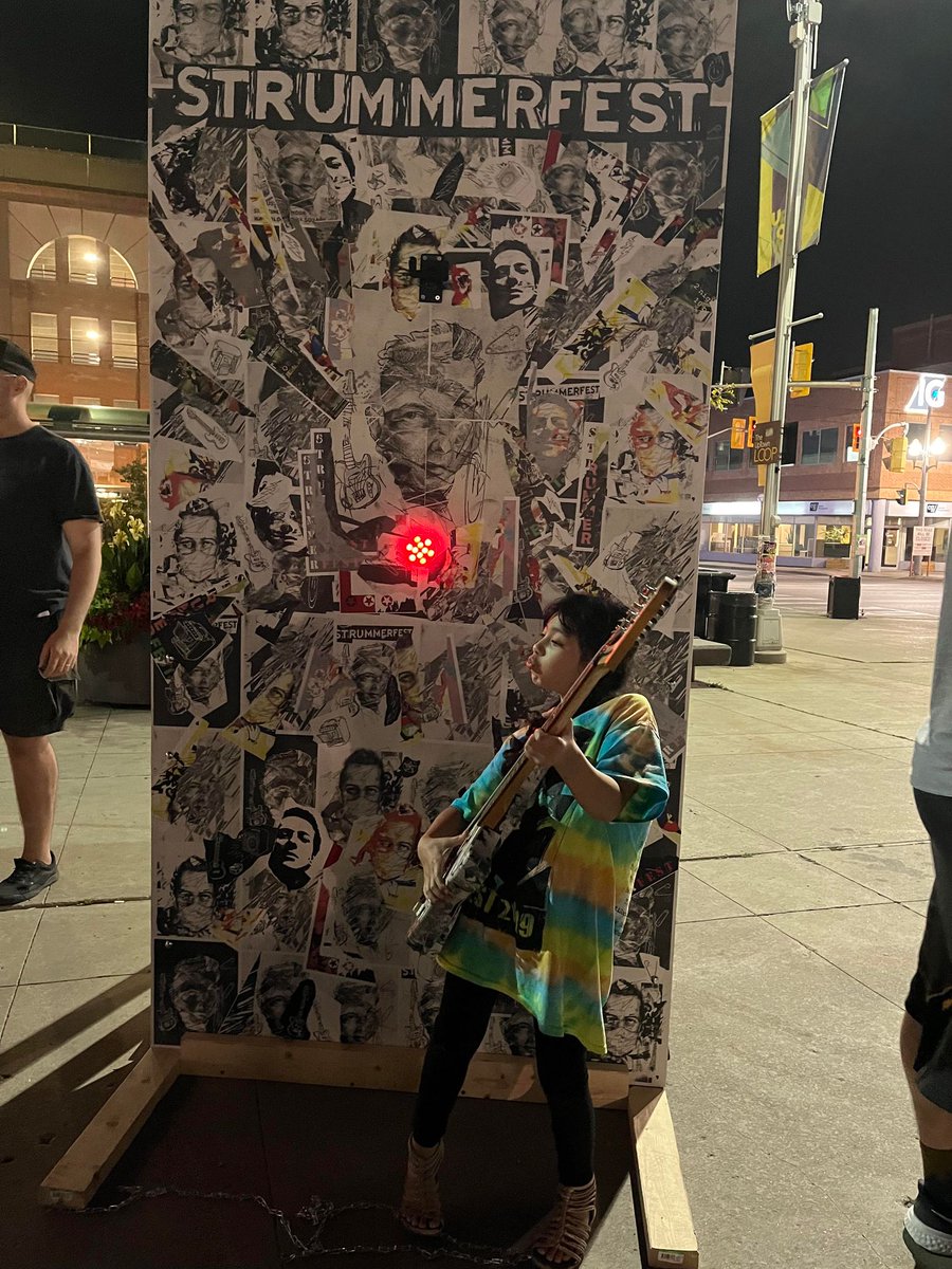 Strummerfest's tweet photo. More #Strummerfest #selfie fun. https://t.co/IGiuGuQcF6