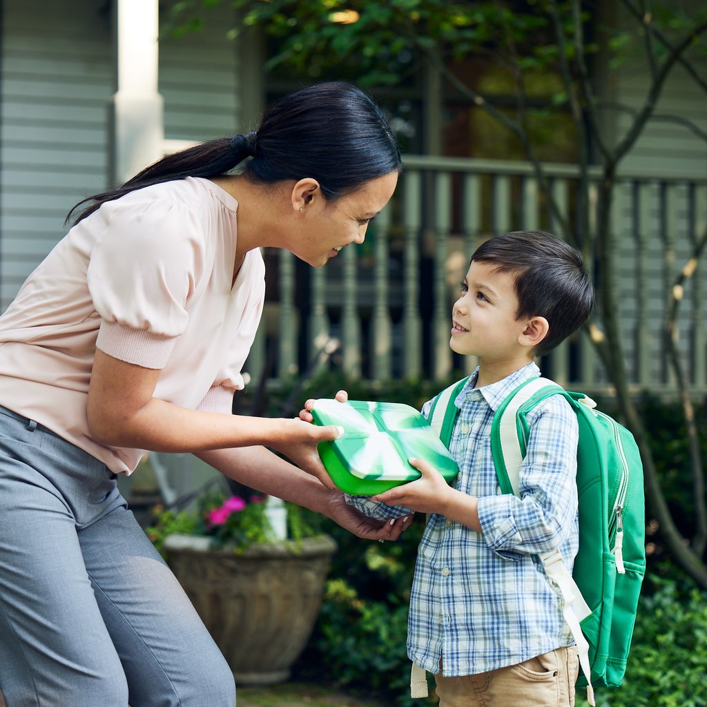 LunchBots tweet media