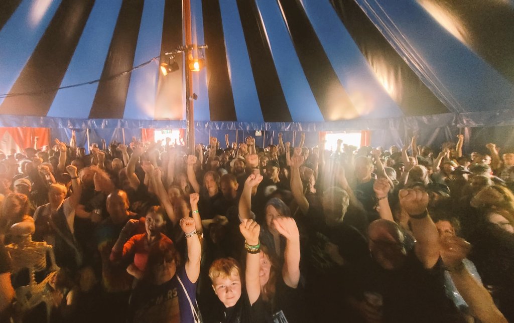 If anyone's got any pictures or videos of 'James Kennedy and the Underdogs' live at Beautiful Days Festival in the Rebel Tent, please send them my way! Thanks so much 🙏 ✊️