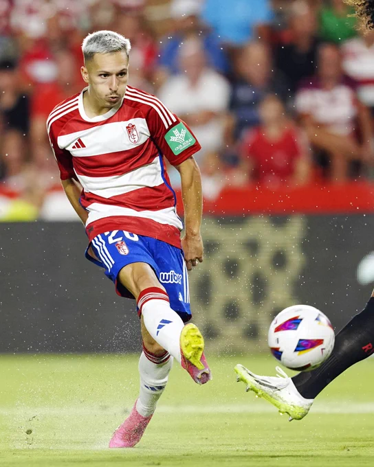 1⃣ Hablamos con <a href="/Borja_Aranda_/">Borja Aranda</a> de la jornada 2 de <a href="/LaLiga/">LALIGA</a> 

🗣️ "El Sevilla no se tomó el partido con la intensidad suficiente"

🗣️ "El Granada no tiene gol a pesar de la irrupción de Bryan Zaragoza"

🔛 <a href="/Marcador/">Marcador Radio MARCA</a> con <a href="/Escarabajano/">J.L. Escarabajano</a>

📻 radiomarca.com