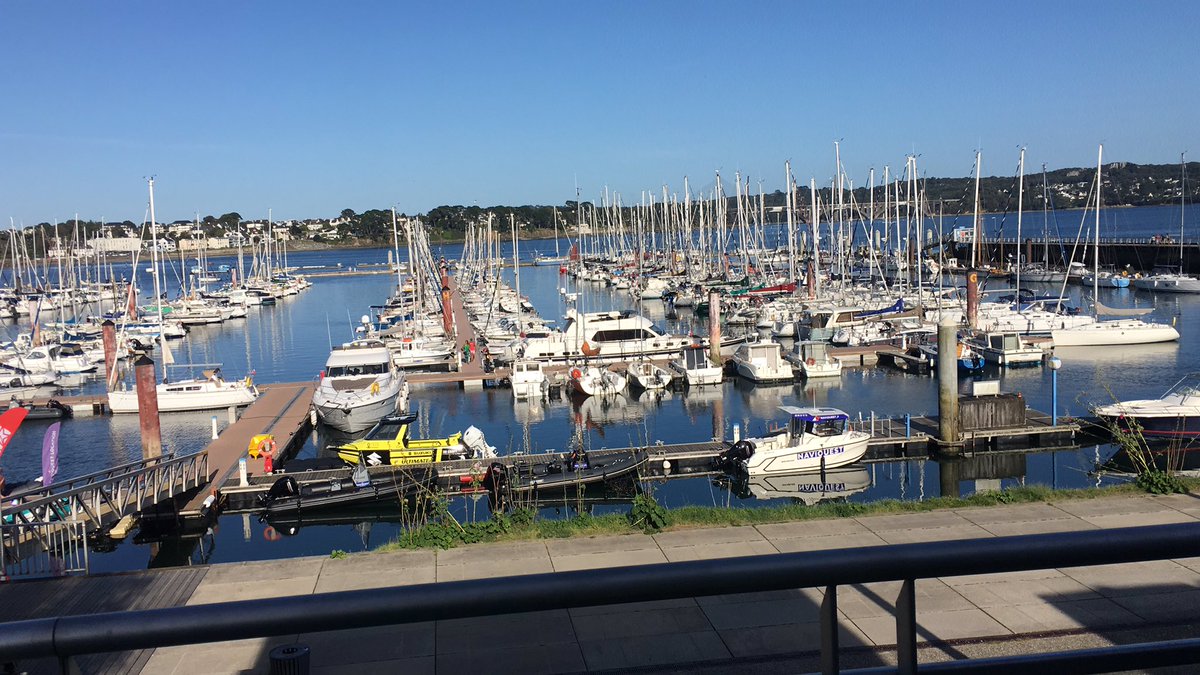 JulienBouzeloc's tweet photo. Après-midi de travail avec un atelier de médiation scientifique et poursuite de la journée #MerEduc23 @Oceanopolis_  pour une présentation de Prolivariation #EAC #EDD de Florence Ménez ! https://t.co/zbKLoiKgSa