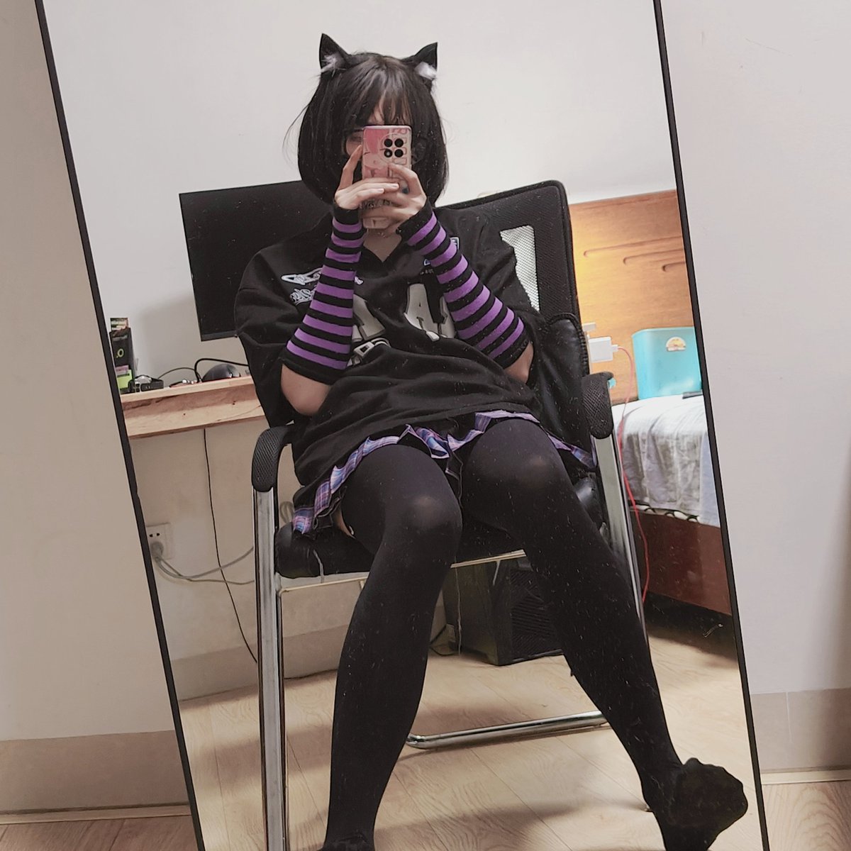 BillGAO005's tweet photo. 带了猫耳 https://t.co/cqDFvVI2hJ