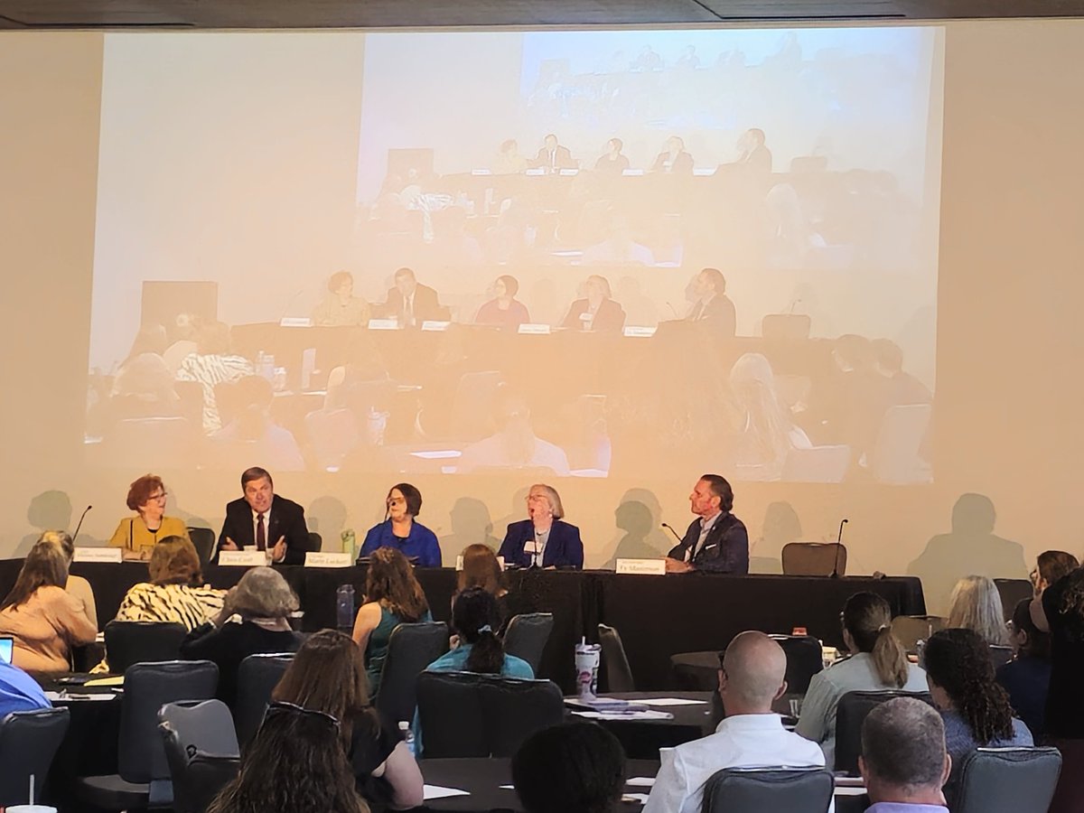CroftForKansas's tweet photo. This morning, I had the honor of speaking at the Child Welfare Summit Soft Launch.

These kids need help and we must come together to find the best direction for them. Thank you for inviting me to speak to such a great crowd. I look forward to the full summit next April. https://t.co/LGr8i3rF04