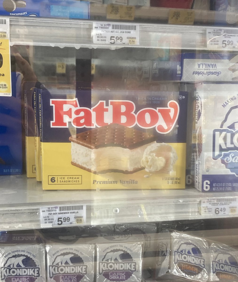 chillextremist's tweet photo. Imagine buying this in public and seeing your reflection through the glass https://t.co/jrRyGkK8gW