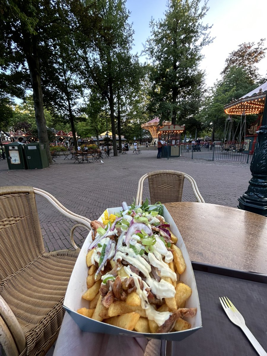 _MrBogaert's tweet photo. Meer moet dat soms niet zijn… #Efteling @KBoodschap https://t.co/KUoutW2ff8