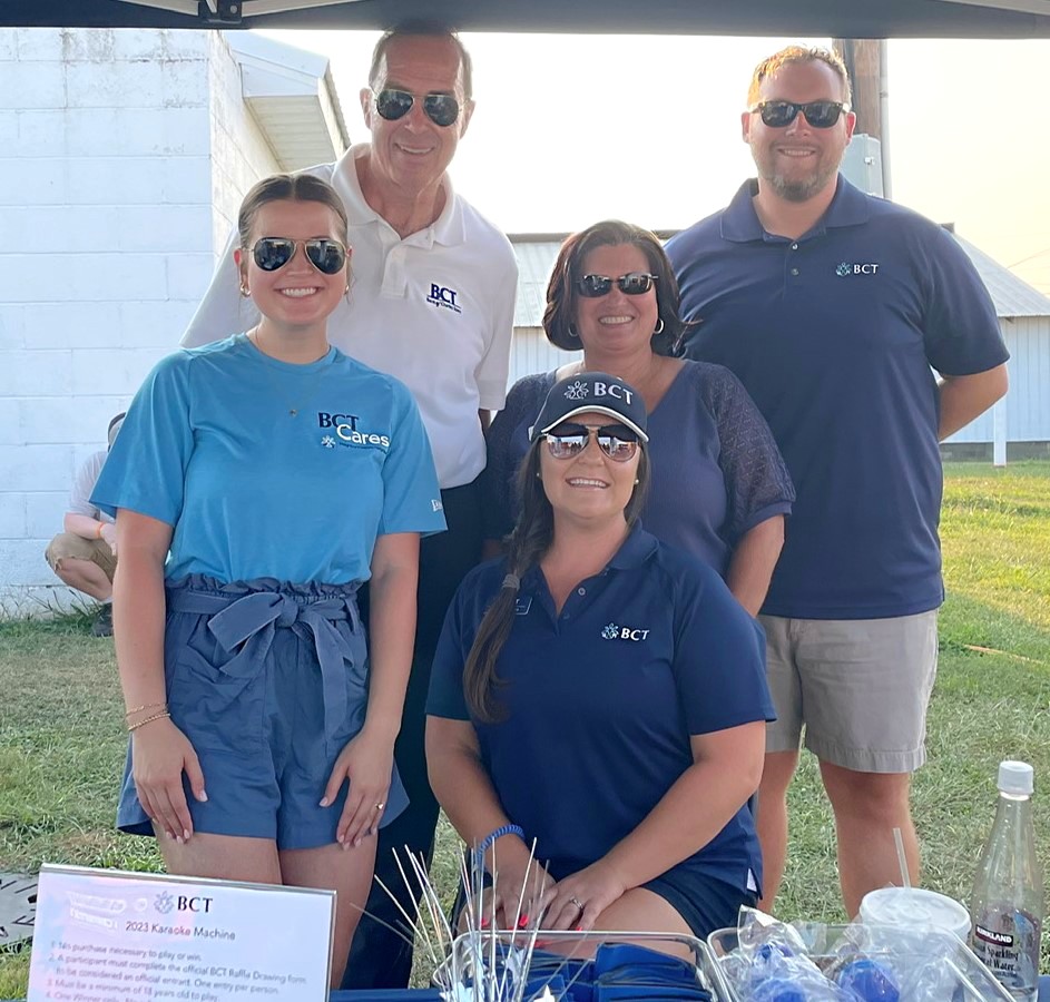 Potomac_Bank's tweet photo. It's been a great couple of days at the Jefferson County Fair. Come on out to see us and enter to win our raffle!
#jeffersoncountywv
#BCTCommunity https://t.co/hsFwwfy8Vg