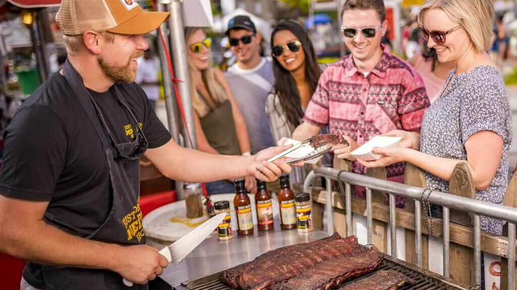 Drawing top grillmasters and rib teams from all across the nation (and even as far as Australia), the Sparks Nugget Rib Cook Off serves up every kind of rib and barbecue style under the sun, as well as plenty of sizzling sides and vegetarian options! ow.ly/JjFJ50Pl9R1