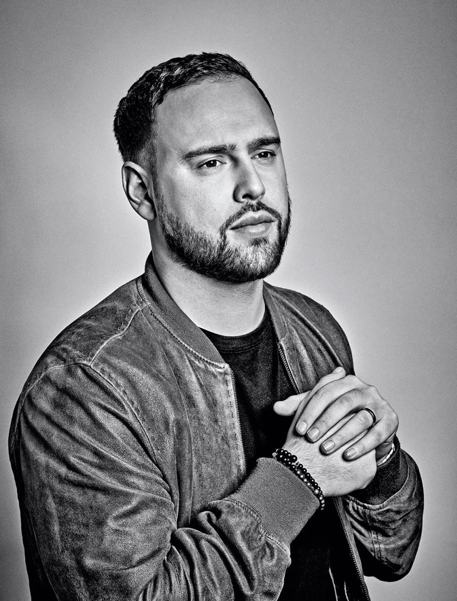 PopCrave's tweet photo. A source tells @Variety that unsavory revelations about Scooter Braun are in the works: 

“He’s imploding. It’s a different world since the pandemic. You just can’t be an asshole like that anymore.” https://t.co/J4Gbna5JJE
