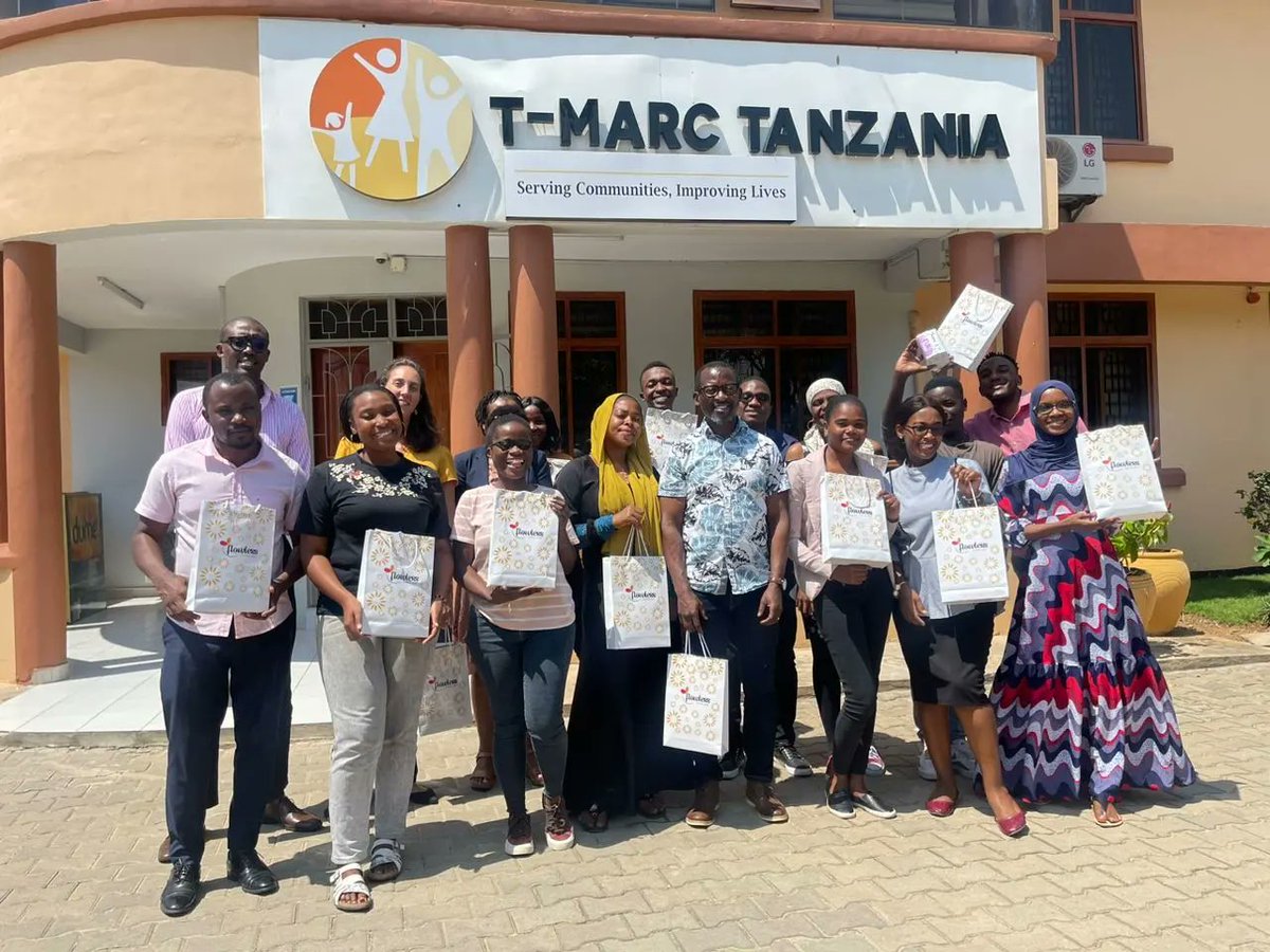 youngandalivetz's tweet photo. Exploring new horizons at the workshop hosted by #JHPIEGO &amp; #TMARC as we delve into the world of #FP &amp; #HIV service integration. 🌍📚 #HealthInnovation #CollaborativeLearning https://t.co/5WoxLAZ76b