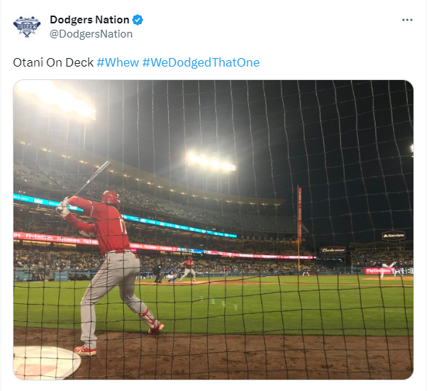 mraacosta's tweet photo. @xFroddox typical Dodger fans... https://t.co/88hnjCMo5K