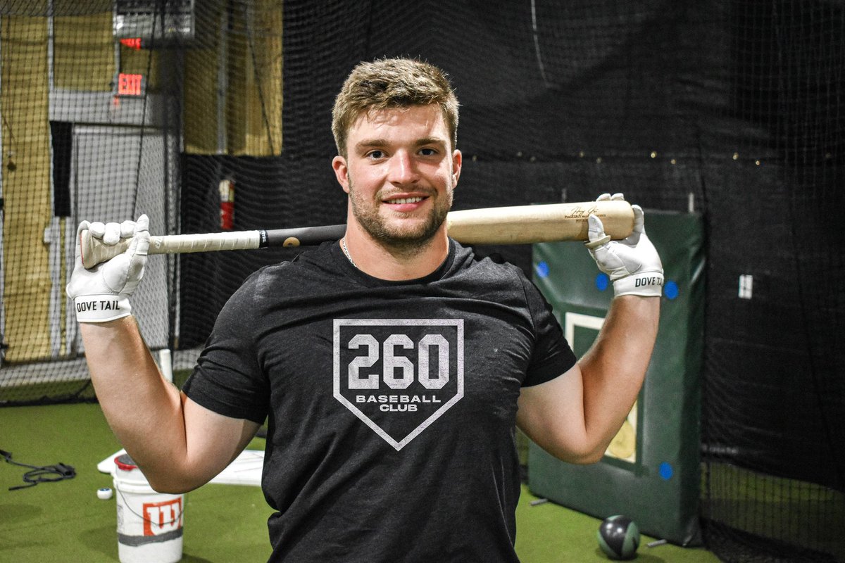 260BaseballClub's tweet photo. ‼️NOW AVAILABLE‼️Use link in bio to get your 260 Baseball Club gear now! Use code “260BASEBALL” for free shipping! (Swipe to see more gear available) DM us with questions! #JoinTheLegacy https://t.co/v7P6gpV0nY