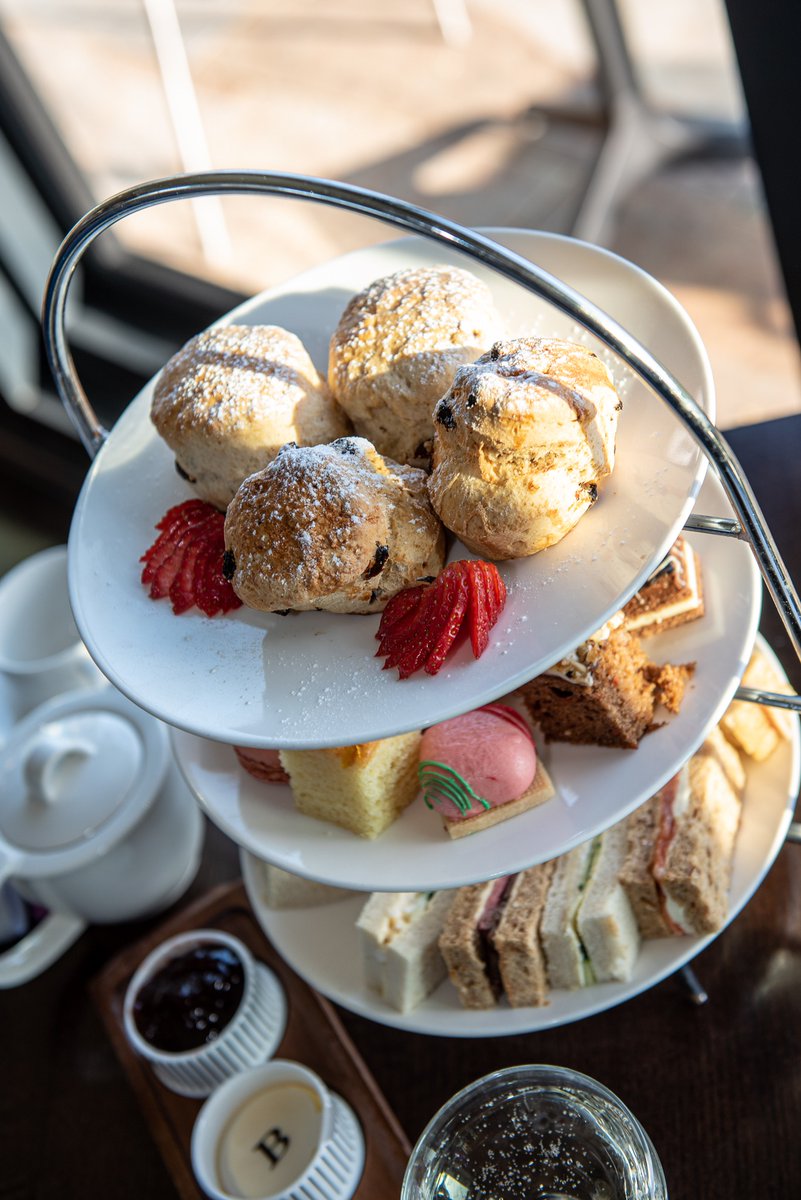 𝐖𝐞𝐞𝐤𝐞𝐧𝐝 𝐩𝐥𝐚𝐧𝐬? 🥂 This delicious afternoon tea runs at @abodechester every 𝐒𝐚𝐭𝐮𝐫𝐝𝐚𝐲 & 𝐒𝐮𝐧𝐝𝐚𝐲 𝐟𝐫𝐨𝐦 𝟐.𝟑𝟎𝐩𝐦 - 𝟓𝐩𝐦... Full afternoon tea - £25 Laurent-Perrier Champagne afternoon tea - £38 tastecheshire.com/places-to-eat/…