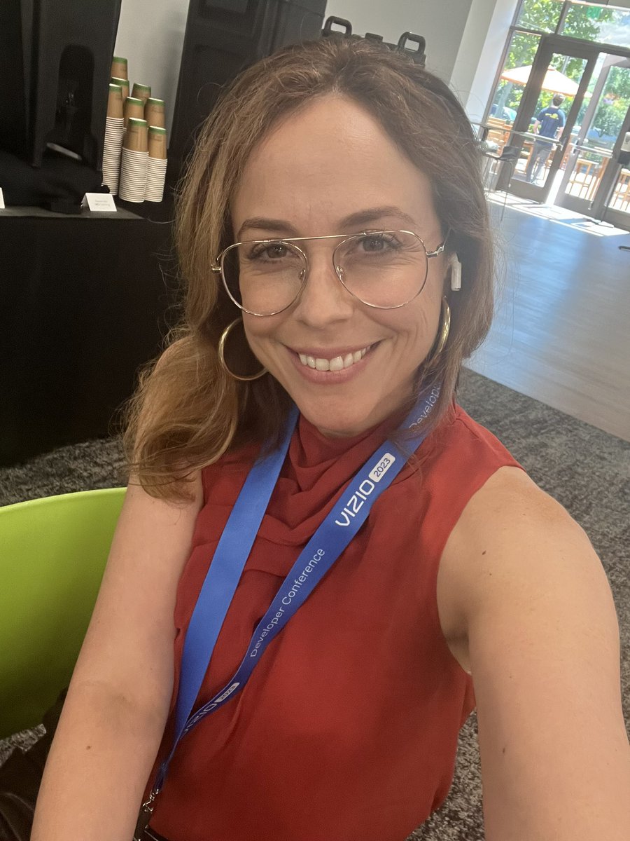 Shira Lazar (she/her) 📍Los Angeles, CA tweet media