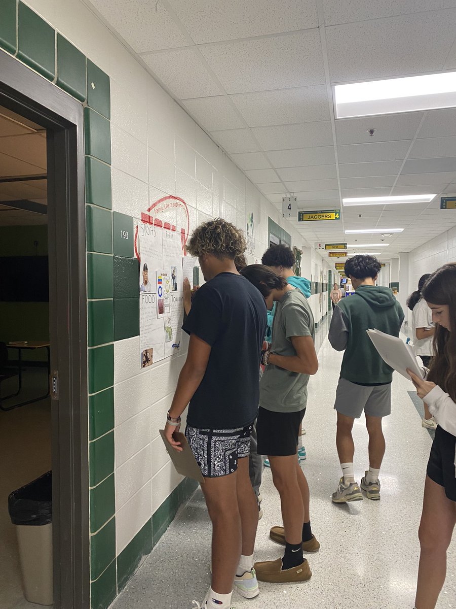 SraTerry's tweet image. I love that #KaganStrategies get kids out of their seats and learning from one another! #wcpsleads #cooperativelearning