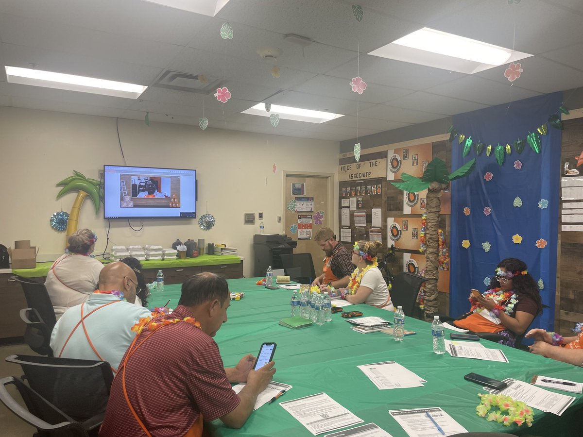 Lisa Boyd (@boydboydr) on Twitter photo Leadersedgeaug2023- we are ready for learning! Happy Leadersedge!  Thinking and special prayers for Hawaii. Leadersedgeaug2023- we are ready for learning! Happy Leadersedge!  Thinking and special prayers for Hawaii.