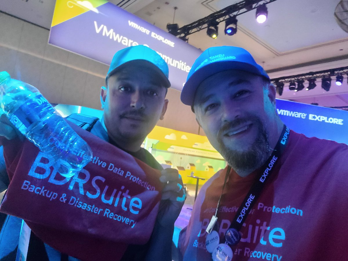 Great seeing <a href="/NerdBlurt/">Luigi Danakos</a> in the Hub earlier!  Told him all about #BDRSuite!
Find me for some Swag!  <a href="/vembutech/">Vembu Technologies</a>  #VMwareExplore