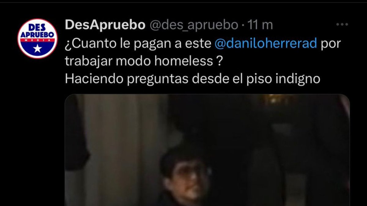 daniloherrerad's tweet image. Anoche, el community manager del consejero @profesor_silva subió estas publicaciones a la cuenta @des_apruebo a modo de "funa". Hoy, el equipo de comunicaciones de republicanos me pidió disculpas, me aclararon que no es una política institucional y que el profesional fue…