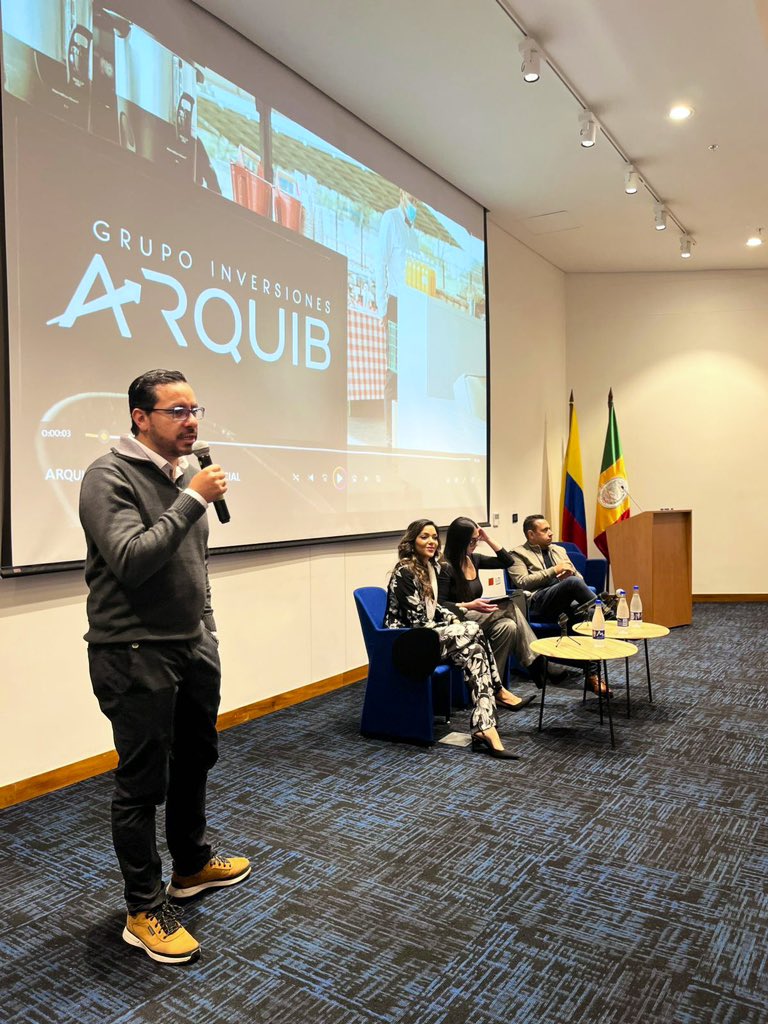 FIGRIExternado's tweet photo. 🫶🏻Maravilloso y gratificante •DÍA FIGRI•, una jornada llena de actividades que impulsan al enriquecimiento del conocimiento en Las Finanzas, El Gobierno y Las Relaciones Internacionales, gracias a todos por sus aportes y compañía. #YoSoyFIGRI 🧡 https://t.co/xxEzvY4spN