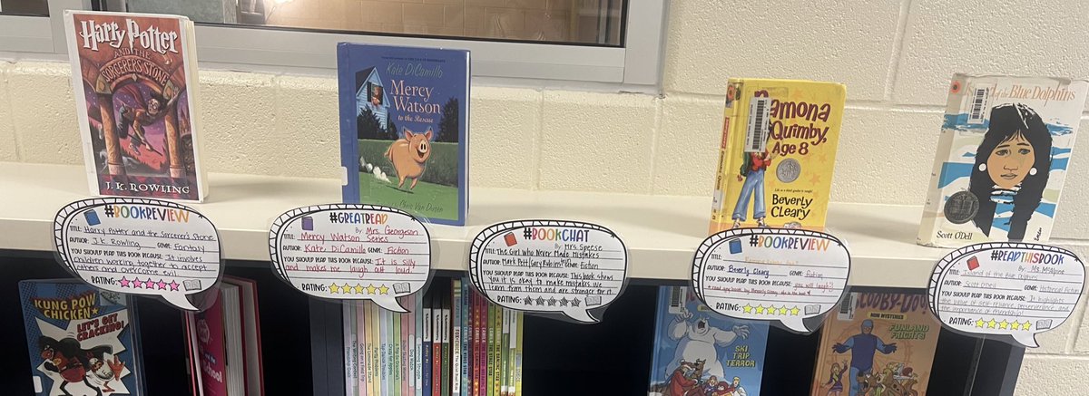 Loving our little display of teacher recommendations! I can’t wait to get more up! #cobblms @KSpringsLions