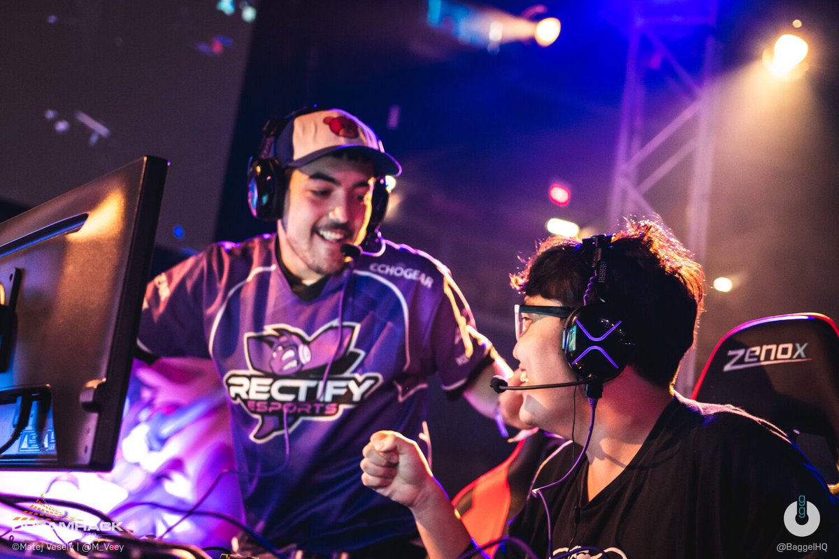 nSigOfficial's tweet image. nSig Legacy Player of the Week #6:

Lil Capped

4x major champ. LAN champ. BCX runner-up. The embodiment of purple Big Rig Bödvar himself. Lil Capped was a master of fundamentals and one of the most consistent Brawlhalla players of all time.

This man was one of the best 2v2…