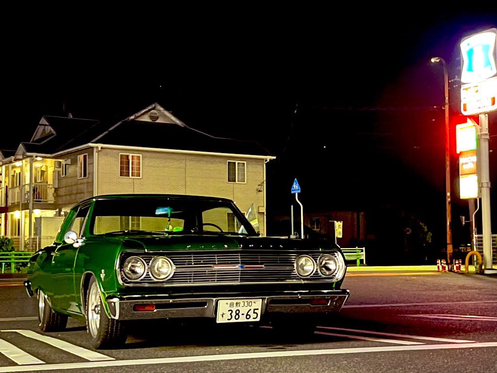 s15zephyr750's tweet image. シボレーシェベル　
マリブSS
V8
350ci
エーデルブロックキャブ
3AT
B&amp;amp;Mラチェットシフター
フロントディスク

オイル漏れ
クーラント漏れ
燃料漏れ
排気漏れ
エアコン故障
スピードメーター故障
タコメーター故障
その他色々故障
だが問題無い

#アメ車
#旧車
#キャブ車
#マッスルカー
#故障車