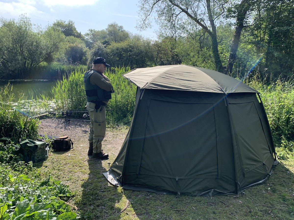 🚨WE'RE RECRUITING🚨

Do you have a passion for protecting the environment, angling and/or fisheries? 

We're looking to add two keen Fisheries Enforcement Officers to our Solent and South Downs FBG Teams. 

Find out more here:
environmentagencyjobs.tal.net/vx/appcentre-1…
#TeamFBG 
<a href="/EnvAgencySE/">Environment AgencySE</a>