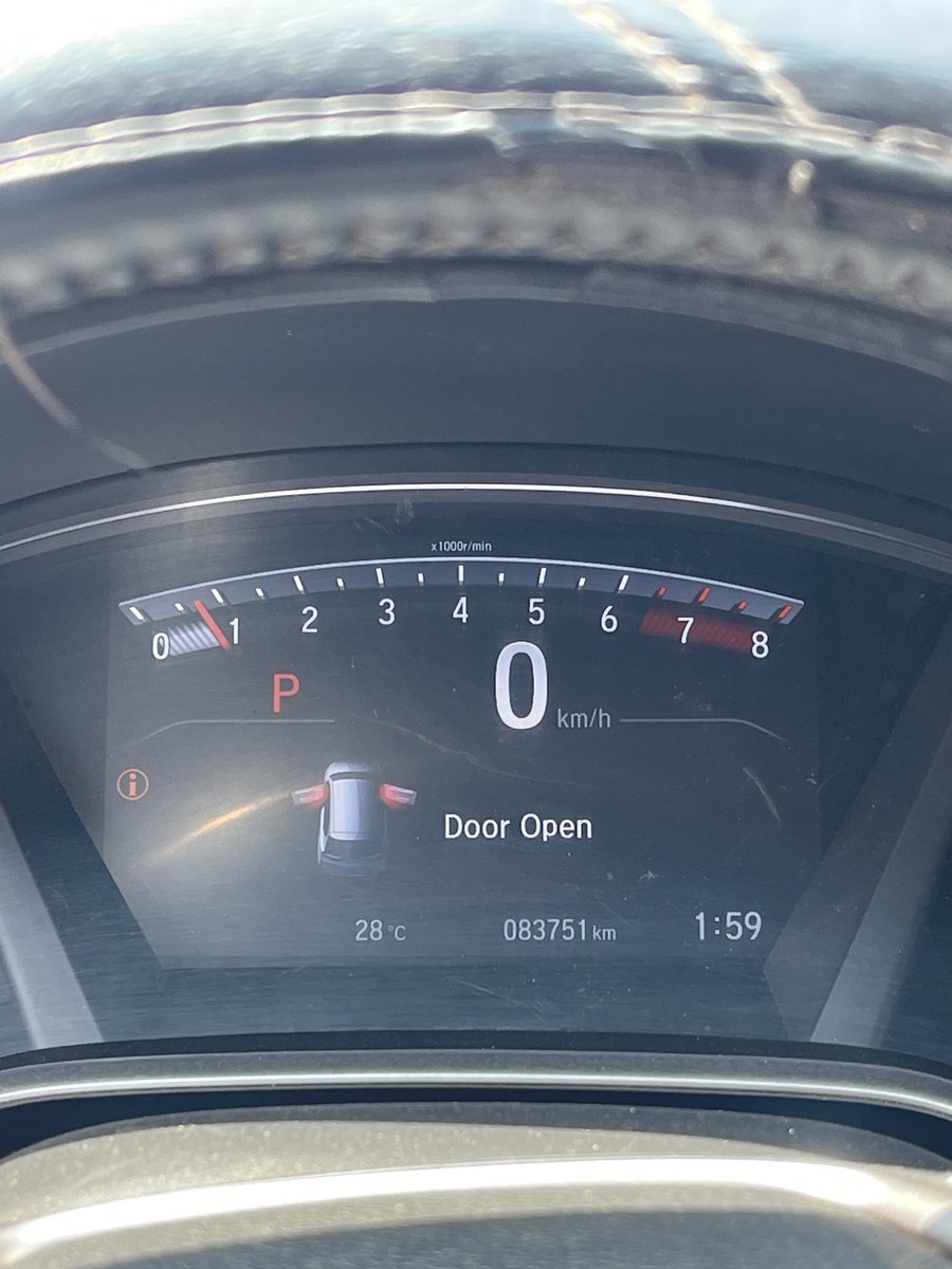 raysautopolish's tweet photo. *Quick Sale*
2018 Honda CRV Touring AWD
Price: Gh260,000 Negotiable
Mileage: 83,700km
2019 Registered(Single Owner in Gh)
Upgraded with 2020 Touring Front Bumper
Remote Start
LED Headlights 
Panoramic Sunroof &amp; more
Runs &amp; Drives super well https://t.co/aDN1q5aisb