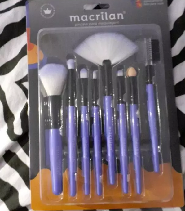 Kit Kp3-1A com 8 Pincéis Para Maquiagem – Azul, Macrilan