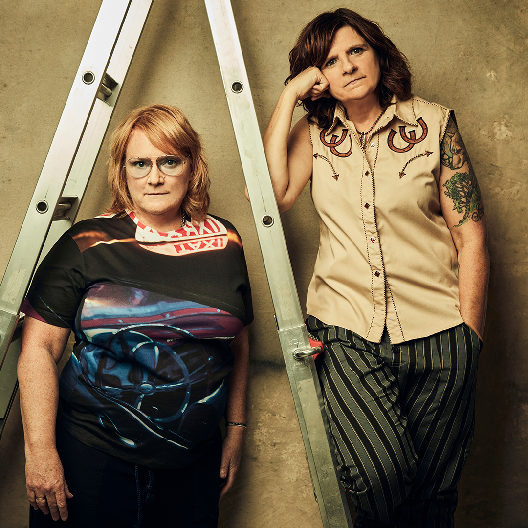 🚨JUST ANNOUNCED: Multi-Grammy-winning duo @indigo_girls returns to the #PeaceCenter on OCT 12! Tickets go on sale to the public on Friday, AUG 25, but donors get early access starting now!