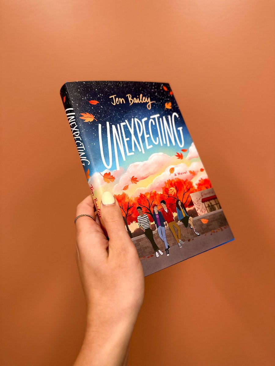 Happy pub day to UNEXPECTING by @JenniWrites! 🍂 @ZREllor calls it “a heartfelt coming-of-age story, full of tears, laughter, and every feeling in between.' Perfect for fans of Heartstopper & Juno, UNEXPECTING is the perfect fall read! read.macmillan.com/lp/unexpecting