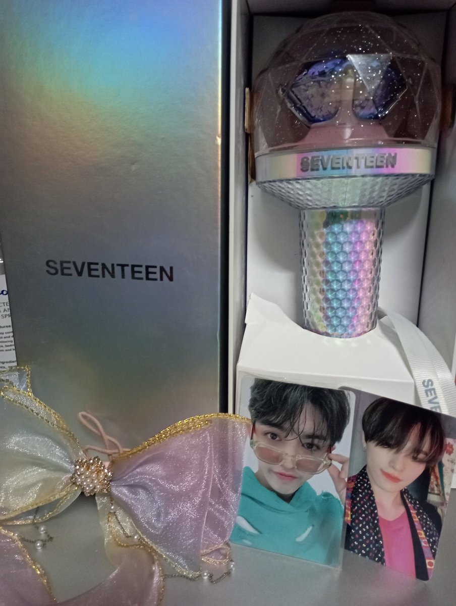cvk_stan's tweet photo. After a couple of months looking for Carat Bong version 2, I finally have it! 😭🫶

Thank you @wonuzalez for the smooth transaction and kasama pa ang baby Dino sa package. 🥰

#tenk_woonu https://t.co/GLPhW4slpa