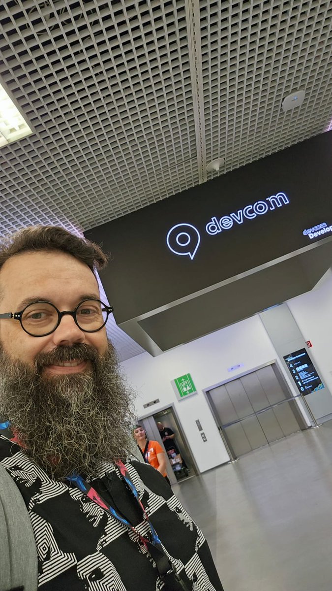 redcatpig's tweet photo. Today is our CEO's birthday, and he's already at GAMESCOM/DEVCOM, dressed to impress and standing out, making sure you won't miss him!

The event's final preparations are underway, but success and connections thrive when we're right there!

#egameslab #gamedev #playkeo #redcatpig https://t.co/nhedC5Lqe6