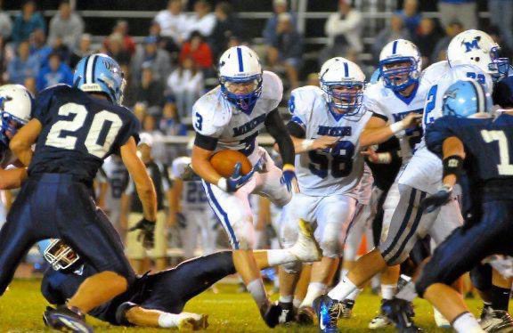 3 days until kickoff!

(Pictured: Luke Heffron, 2012)