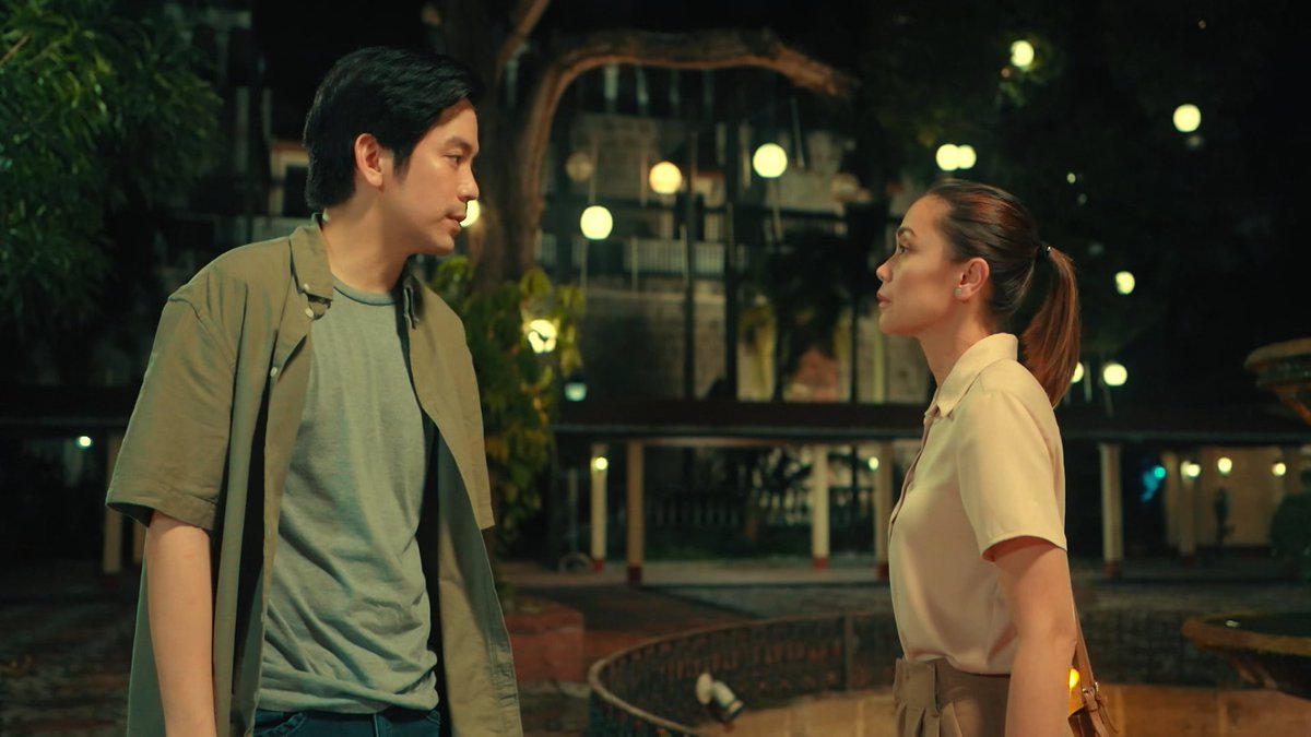 gmanetwork's tweet photo. Ayan na nga ba ang sinasabi namin eh! Bakit kasi kailangan pang yumakap? 🙄 🙄 
#UMHPagdalamhatiAtPagtuklas
#UnbreakMyHeart https://t.co/AaelQXFKBh