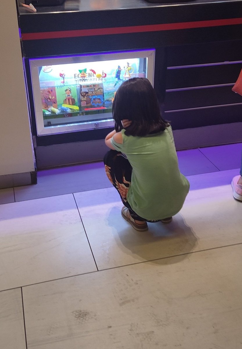 Ah be şimdi ne hayaller kuruluyordur o kafadaa