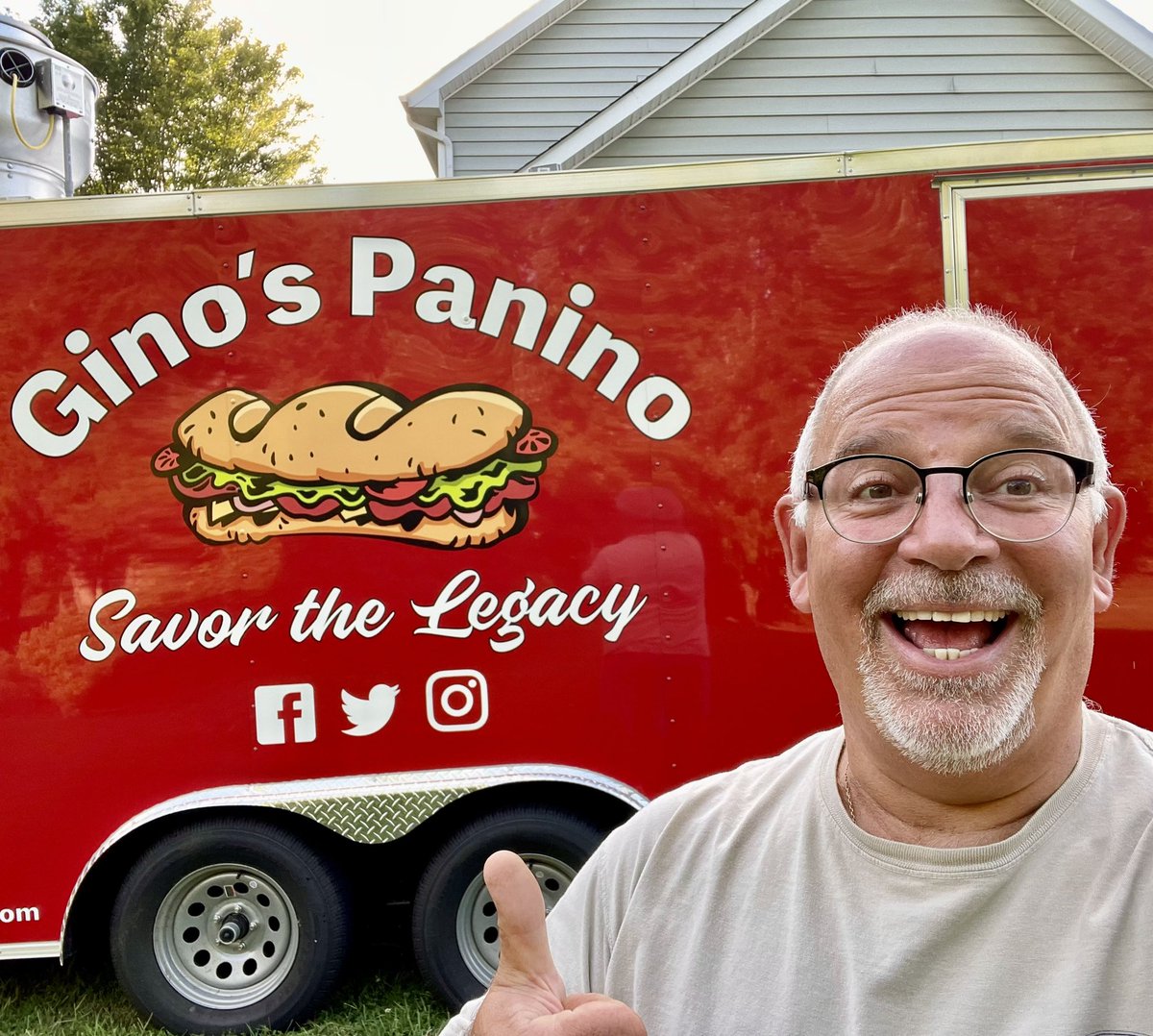 Gino's Panino tweet media