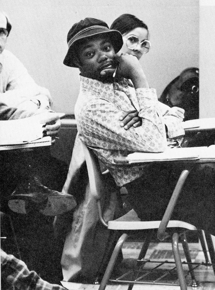 psuhbgasc's tweet photo. Continuing on with our back to school series, enjoy these photos from the 1970s! https://t.co/D6w87hPb3Z