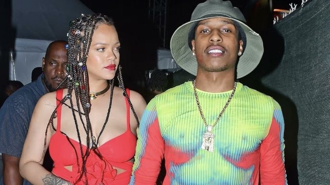 nairobify's tweet photo. Rihanna &amp; ASAP Rocky reportedly had their second child, a baby boy, on August 3rd and his name starts with R https://t.co/a0oFfRIJUu