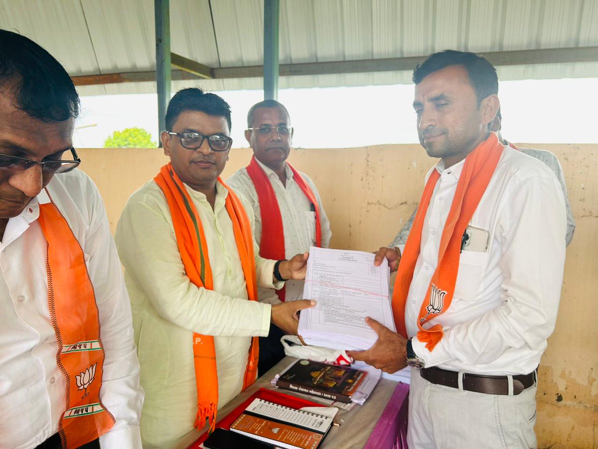 devendrasinh162's tweet photo. #મહેસાણા મંડલ મતદાતા ચેતના અભિયાન કાર્યશાળા @dediyasan https://t.co/SZVMFLxnXc