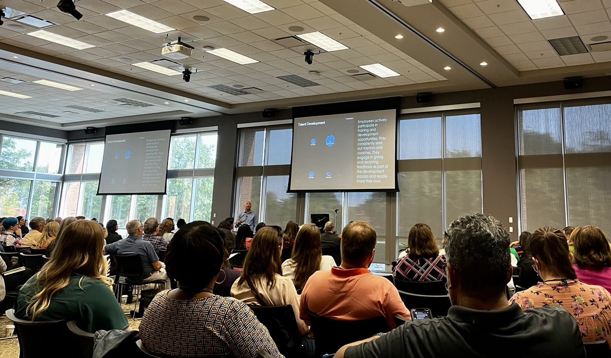 CETShowcase's tweet photo. At the keynote w @britz #CETS23 #surveysays https://t.co/k1VjFidHmX
