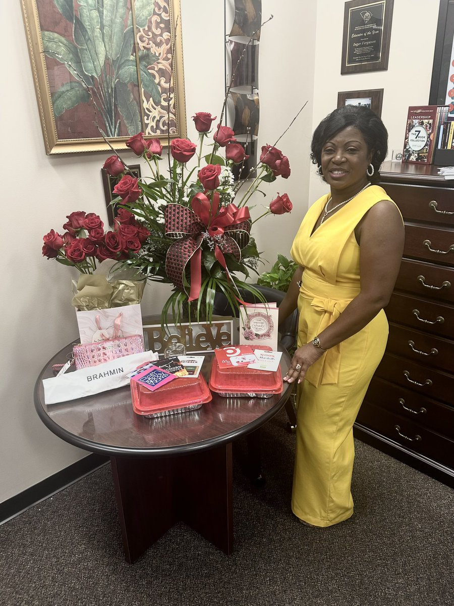 Dr. Robin L. Coletrain tweet media