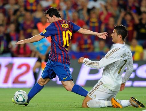 CrewsMat10's tweet photo. Streets won’t forget when Cristiano Ronaldo commented “facts” under a post saying Messi robbed the Ballon d’Or and ghosted in big games... 

I still can’t believe this was a 36 year old athlete, the lack of sportsmanship and the inferiority complex is crazy. https://t.co/le6N8reuqD