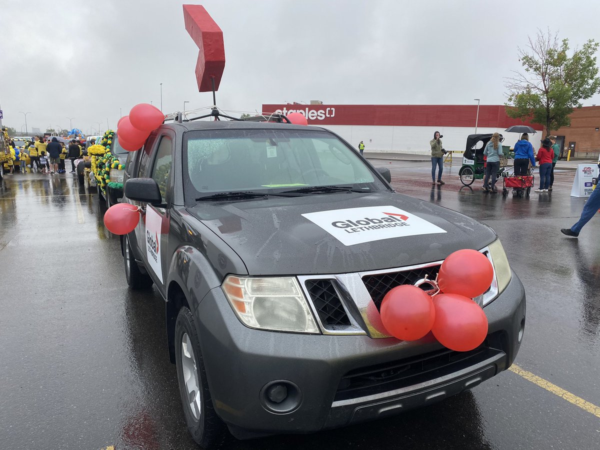 TomRoulston's tweet photo. It’s parade day!  Happy Whoop-Up Days #Lethbridge!! #yql https://t.co/s24ONUkx1k