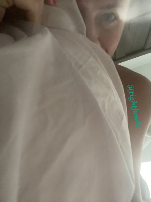 Who wants to cuddle? 🥰 https://t.co/pDbhqzYdgo<a href="/tag/tbt"class="tags"><span>#tbt</span></a>