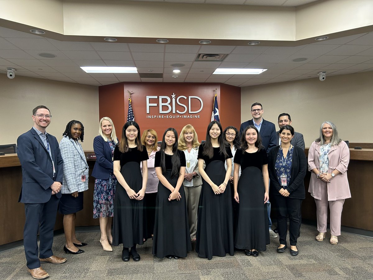 Congratulations to the Clements HS String Quartet on a fine performance of the National Anthem at the FBISD Board Meeting last night. @CHS_Rangers @FortBendISD @ClementsOrch @HolkupGene @PrincipalShill