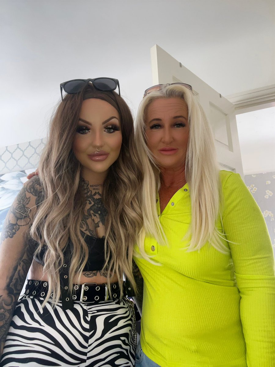 Hannah tweet media